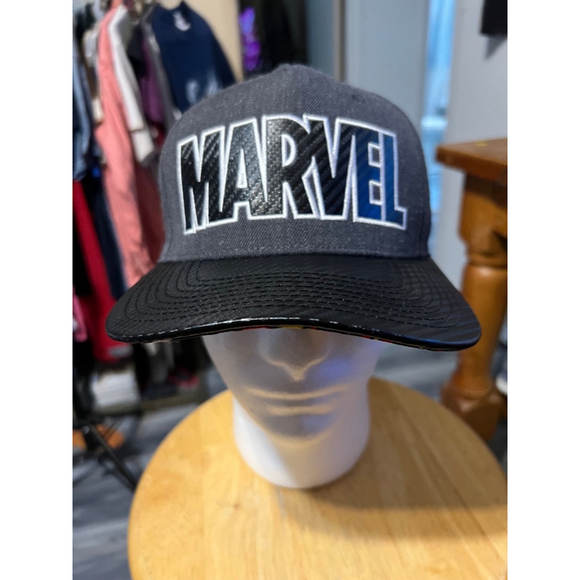 Men's Marvel Hat One Size Gray & Black - Picture 1 of 5